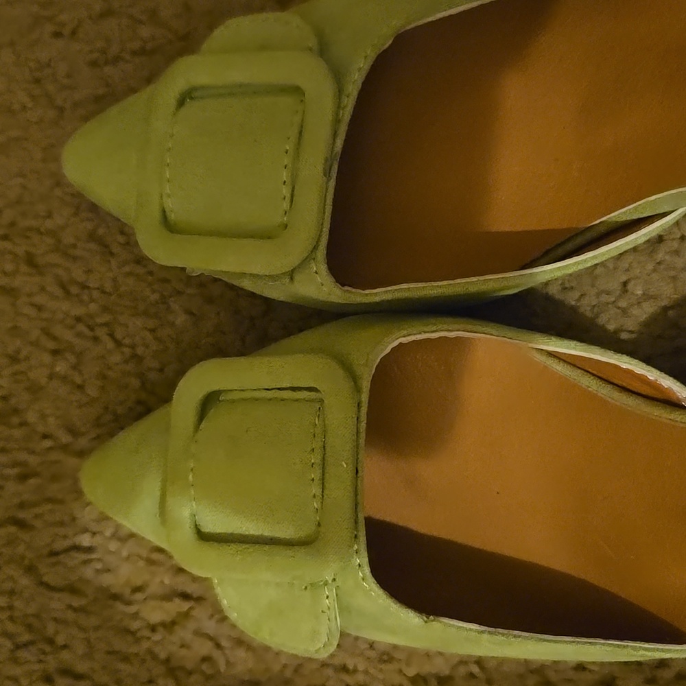 Vintage Lime Green Suede Kitten Heels - Picture 9 of 9